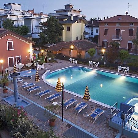 Hotel Sorriso เบลลาเรีย-อีเจอา มารีนา ภายนอก รูปภาพ